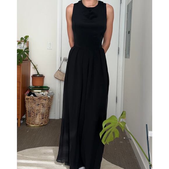 Donna Morgan Jumpsuit - Picture 1 of 8